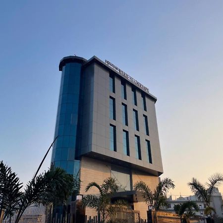 Hotel The Ecstasy Chinhat Buitenkant foto